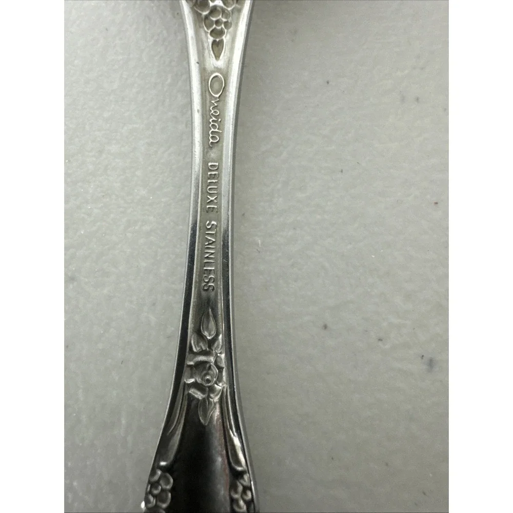Oneida Monte Carlo Teaspoon Deluxe‎ Stainless Steel 6